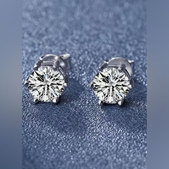 2CT Gorgeous Sterling Silver Moissanite Stud Earrings - Picture 3 of 5